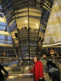 all'interno della cupola del Reichstag